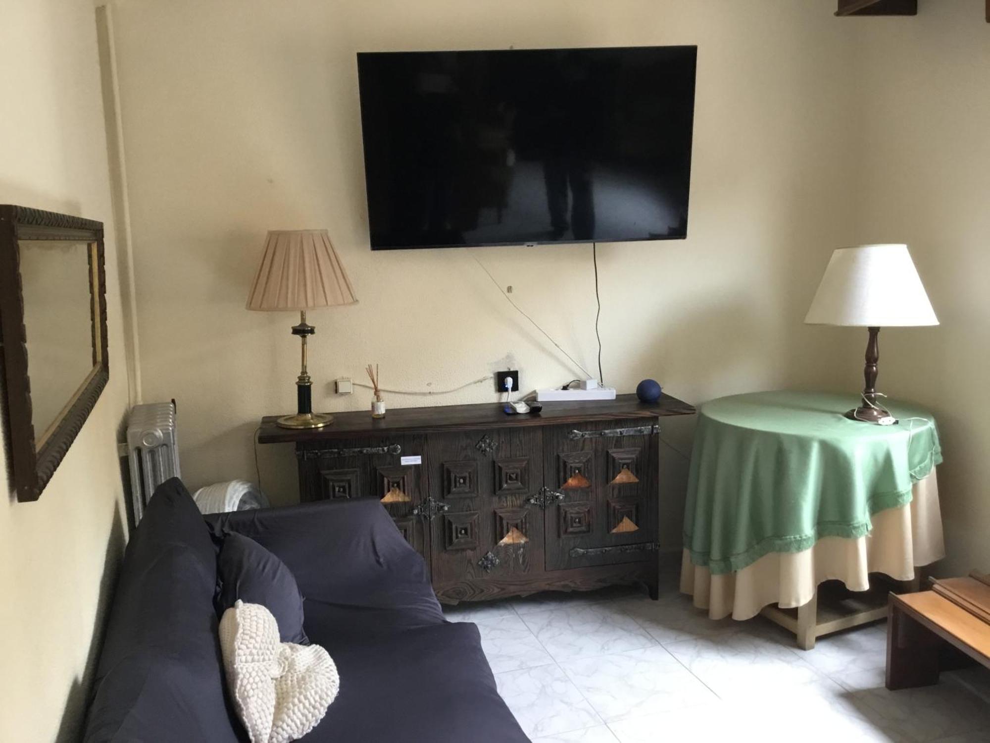 Amueblado De 3 Apartamento *